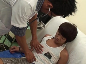 变态亚洲Oliver医生无套狂操Paul asian interracial gay sex videos