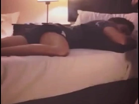 派对喝了几杯后 我直男好友想着他女友干了我 asian gay boys hot sex videos