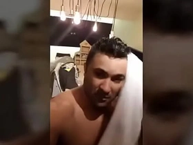 男人洗澡 asian hunk gay sex videos