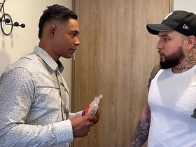 黑人邻居用大鸡巴操我屁眼 asian gay sex leaked videos