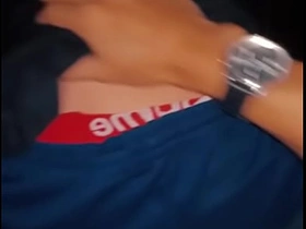在玫瑰与玫瑰之间喝了几杯后，邻居最终操了我 asian gay sex videos gay masti