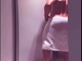 在淋浴间撞见醉酒好友帮他发泄郁闷 gay asian porn sexual congress videos