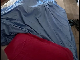 他在被窝里快速激烈地打飞机射精 - 真实高潮 asian massage gay sex videos