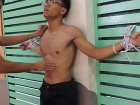 亚洲男孩被捅肚子 careless dealings hd videos asian