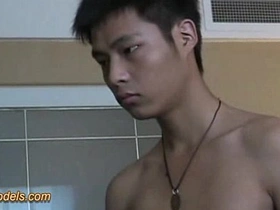 可爱光滑亚洲少年打飞机 asian gay to gay sex videos