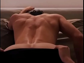 单身派对后，男友无套干我，最后射进我屁眼 asian gay lungi sex videos