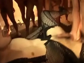 亚洲同志俱乐部多人混战 asian hot gay sex videos .com