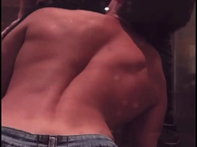 酒吧聊完女人后，我和直男兄弟在浴室搞上了 asian village gay boys sex objurgatory pornbiz videos