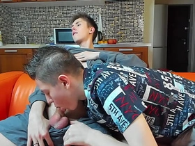 18岁嫩男黏稠精液喷射快感 asian gay fuck sex videos