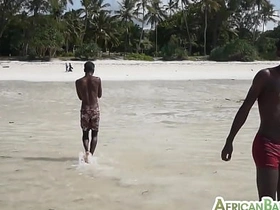 赤裸黑肤嫩弟淋浴后填素人 asian gay sex videos in hindi