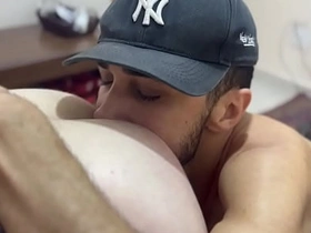 穿着金属内裤给大屌干 完整版在RED gay sex videos south asian