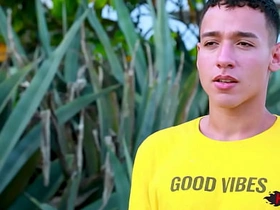 嫩臀骚年挨操实录 asian gay dady sex videos