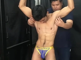 亚裔怕痒男孩 asian gay sexual relations videos favourite list latest