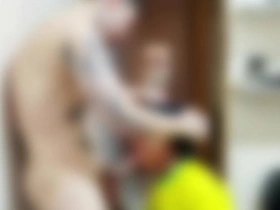 歹徒闯入英雄家却被狠狠教训 红标完整版 asian gay sex videos viral