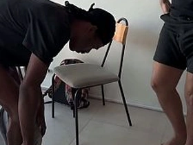 客户来询价结果被黑屌捅爆还吃了两发浓精 sex videos asian gay site com