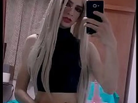 金发骚货用假阳具猛插自己的紧逼 asian gay sex blowjob videos