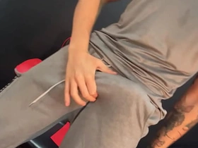 肌肉猛男狂撸挑衅你 asian gay yeoman sexual connection videos