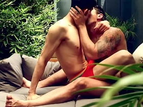 亚裔零号被白人肌肉猛男户外无套中出 asian man and gay making love videos