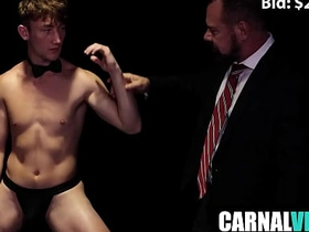 第三次拍卖 科尔顿·福克斯, 马克斯·萨金特, 里斯·斯科特 latest asian gay group sex videos