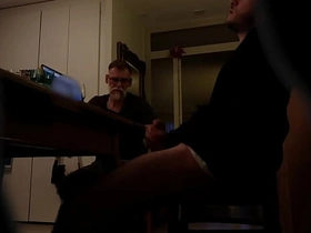 亲爷爷偷看干孙子打飞机 男同乱伦 asian 18+ gay sex videos