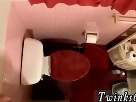 亚洲男同色情片 一屋子鸡巴撒尿 elegant asian gay copulation videos