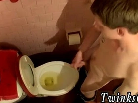 亚洲可爱同性恋男孩性爱完整版 直男撒尿的日子 asian happy-go-lucky daddies making love videos