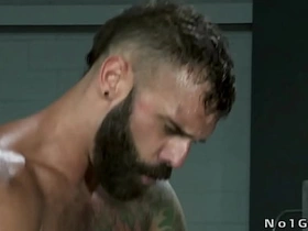 吉祥物骚扰小贩Jessie然后被操 gay asian male sex videos