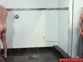 我无套插他 他在我嘴里射精 asian gay line up sex videos download