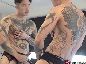 YOSHIKAWASAKIXXX - 义雄玩弄奶头并打飞机 xxx sex videos asian gay