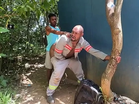 工地黑哥溜出来让停车场管理员爆菊 asian gay boys sex videos asiangaysite