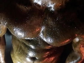 脏兮兮的泥汗交加 asian gay romance and sex videos