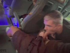 公交车上陌生人的口活和酒店里的爆浆 xmaster.com asian gay sex videos