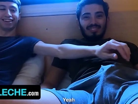 拉丁精液 - Cesar Rose和Franco Sins不只是炮友 还是互内射的兄弟 asian chirp delighted sex videos