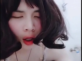 亚洲人妖女仆穿制服用大假阳具自慰 hot asian gay copulation hd videos