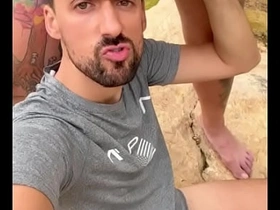 户外互嗦大屌的性感老爹们 china asian gay sex videos