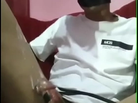 亚洲男孩吞下大精量 asian gay return sex videos