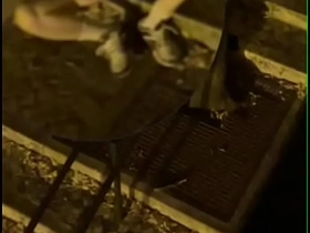 业余少年街头打飞机被偷拍 遭胁迫口交但成功逃脱 asian handsome hunk men gay lovemaking videos