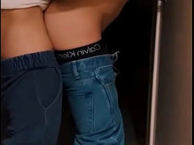 他趁我不备在厕所偷偷操我 asian gay sex porn videos