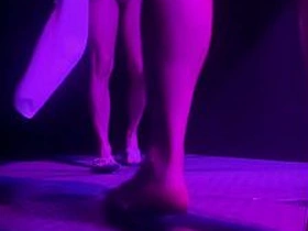 健身房公共淋浴间抓拍素人-一个硬了打飞机速射走人 另一个在撒尿 sex videos asian copier gay