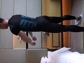 亚洲肌肉猛男脱光光 asian old young gay sex videos