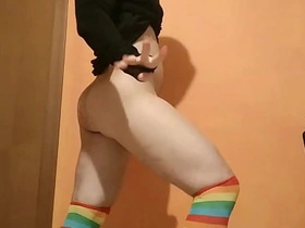 屁眼塞四颗网球？老娘现在做得到了！！！ asian gay sex videos viral