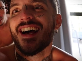 摄影师和BLEWVY疯狂激烈性交 两个变态啥都玩直到射爆！完整版32分钟在RED asian gay gang bang sex videos