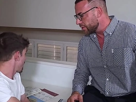 意大利原味性爱技巧荣誉学位 [预告片] hot asian gay boy sex videos