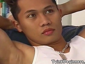 性感亚洲小受爱自慰 gay asian hunk sex videos